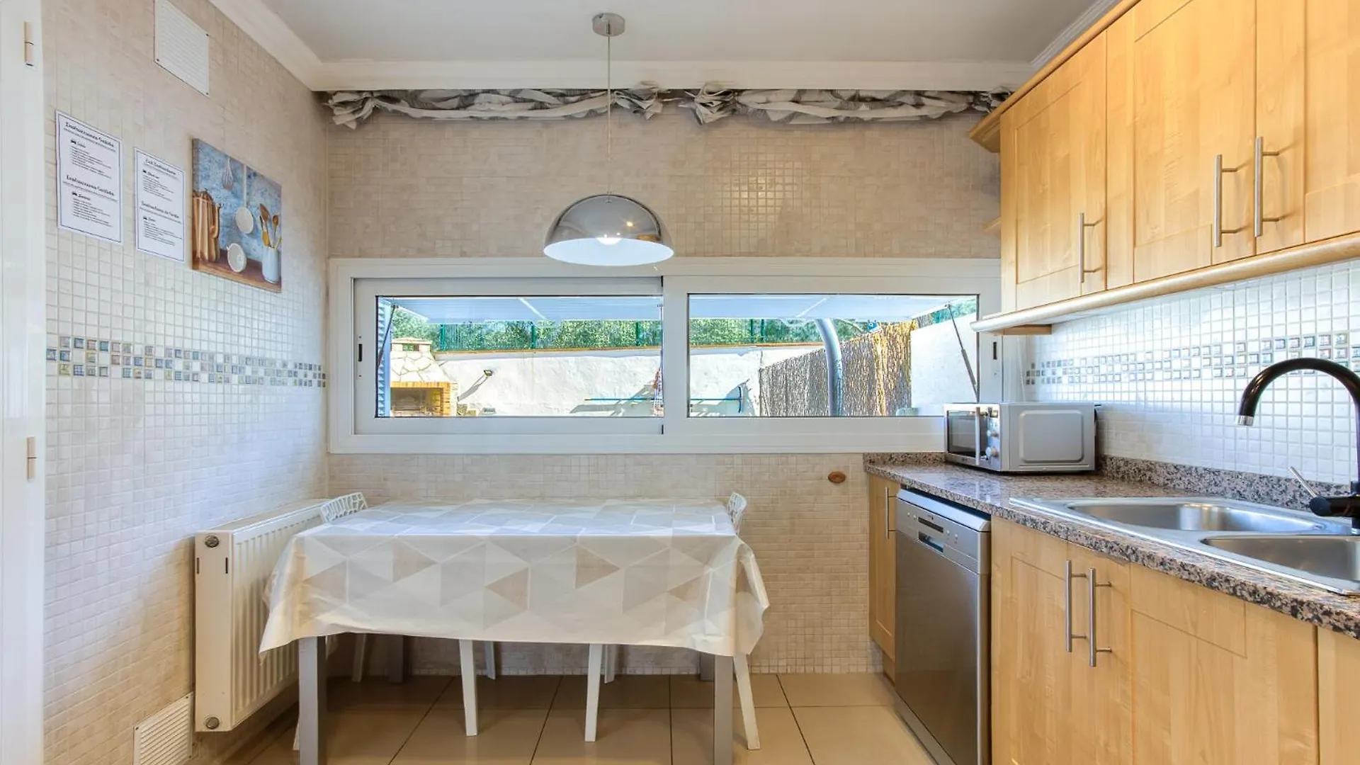 Holiday home Casa Praga Villa Roses